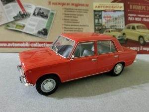№4 Легендарные советские автомобили ВАЗ-2101 ’Жигули’ 1/24, масштабная модель, 1:24, Hachette, вид с левой стороны