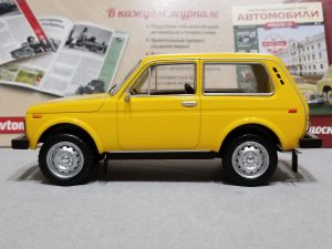 №5 Легендарные советские автомобили ВАЗ-2121 ’Нива’ 1/24, масштабная модель, 1:24, Hachette, вид с левой стороны