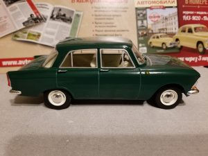 №6 Легендарные советские автомобили Москвич-408 1/24, масштабная модель, 1:24, Hachette, вид справа