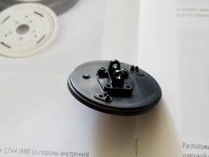 №3 Серия партворк Волга М21 1/8, масштабная модель, 1:8, ДеАгостини, щит переднего тормоза с поворотным кулаком