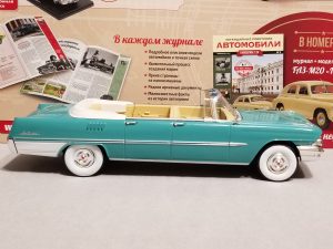 №10 Легендарные советские автомобили ЗИЛ-111Д 1/24, масштабная модель, 1:24, Hachette, вид справа