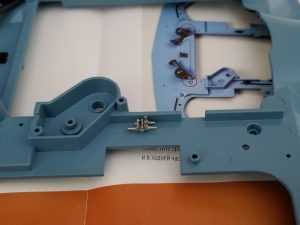 №12 Серия партворков Волга М21 1/8, масштабная модель, 1:8, ДеАгостини, дозатор централизованной системы смазки установленный слева