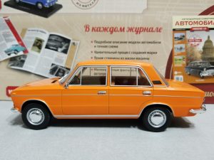 №13 Легендарные советские автомобили ВАЗ-2103 1/24, масштабная модель, 1:24, Ашет, Hachette, вид слева
