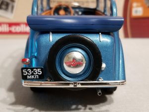 №15 Легендарные советские автомобили ЗМА Москвич 400-420А 1/24, масштабная модель, 1:24, Hachette, Ашет, вид сзади