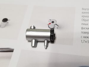 №22 Серия партворков Волга М21 1/8, масштабная модель, 1:8, ДеАгостини, собранный бачок насоса централизованной смазки