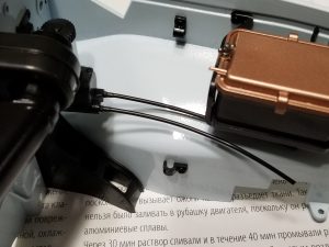 №24 Серия партворков Волга М21 1/8, масштабная модель, 1:8, ДеАгостини, фиксатор позади и ниже аккумулятора