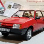 №19 Легендарные советские автомобили ВАЗ-2108 1/24, масштабная модель, 1:24, Hachette, Ашет, вид спереди слева