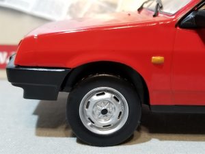 №19 Легендарные советские автомобили ВАЗ-2108 1/24, масштабная модель, 1:24, Hachette, Ашет, вид слева на переднее крыло