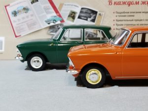 №21 Легендарные советские автомобили Москвич-412 1/24, масштабная модель, 1:24, Hachette, Ашет, вид на переднюю часть Москвич-408 и Москвич-412