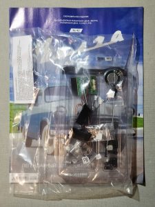 №42 Серия партворков ГАЗ М21 Волга 1/8, масштабная модель, 1:8, ДеАгостини, детали номера в упаковке