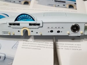№47 Серия партворков ГАЗ М21 Волга 1/8, масштабная модель, 1:8, ДеАгостини, "торпеда" с установленными ручками привода вентиляции, дросселя, света и прикуривателя
