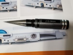 №47 Серия партворков ГАЗ М21 Волга 1/8, масштабная модель, 1:8, ДеАгостини, инструмент для обработки отверстий