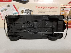 №28 Легендарные советские автомобили ГАЗ М-1 1/24, масштабная модель, 1:24, Hachette, Ашет, вид снизу