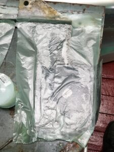 Удалитель ржавчины под пакетом